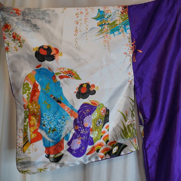 Beautiful Japanese Butterfly Traditional Kimono - Japan Import, Made in Japan - Picture 9 of 14